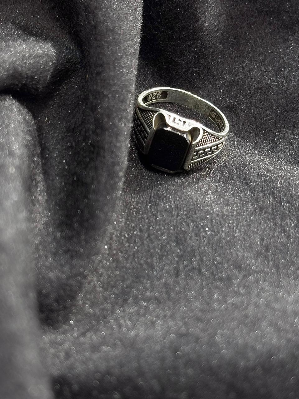 Obsidian Guard 925 Silver Onyx Ring