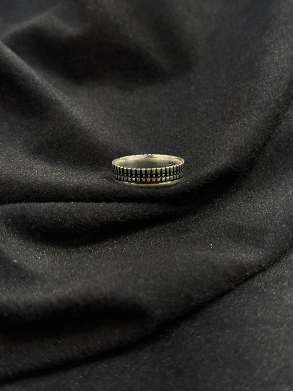 Gridline 925 Silver Band