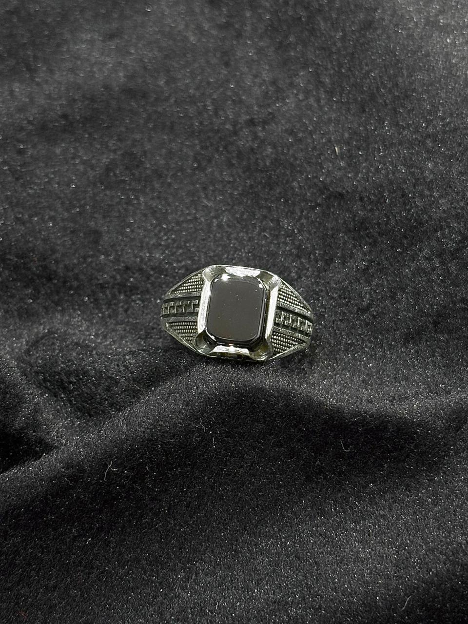 Obsidian Guard 925 Silver Onyx Ring