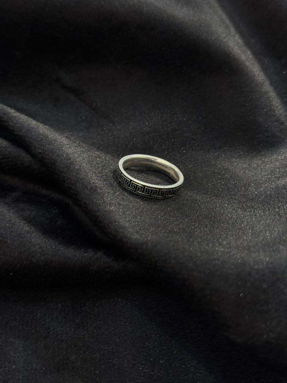 The Labyrinth Band | 925 Silver