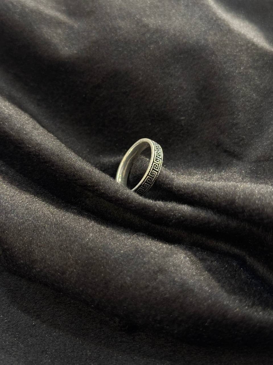 Meander Band Ring